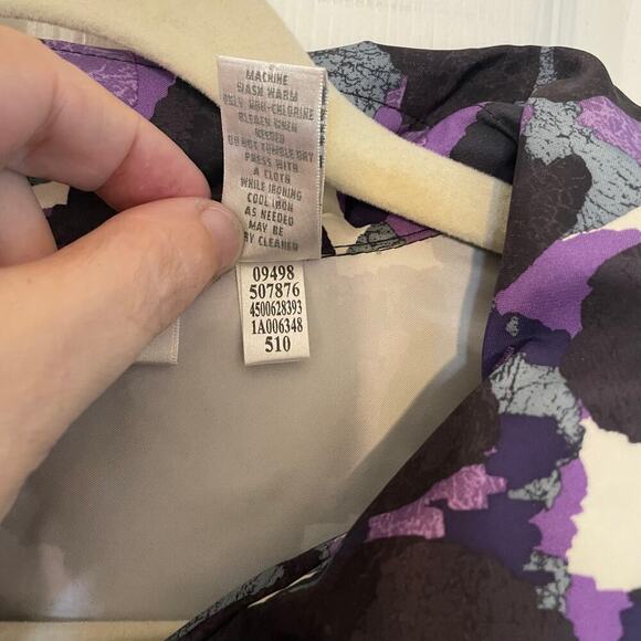 Chico’s Zenergy Women’s Medium Rain Jacket Purple Black Zip Up Lightweight - Picture 8 of 15